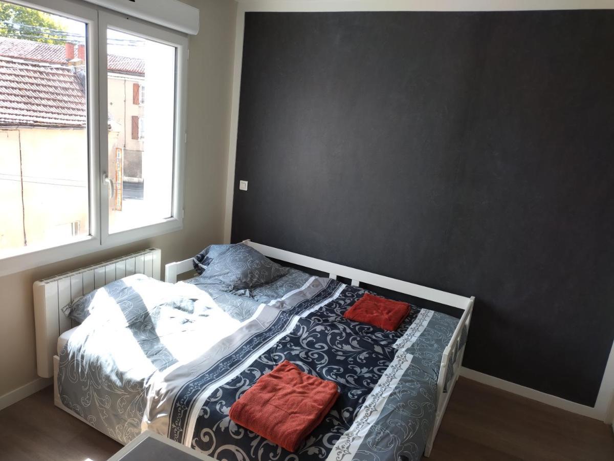 Appartement Studio 9 proche de la gare SNCF à Angoulême Extérieur photo